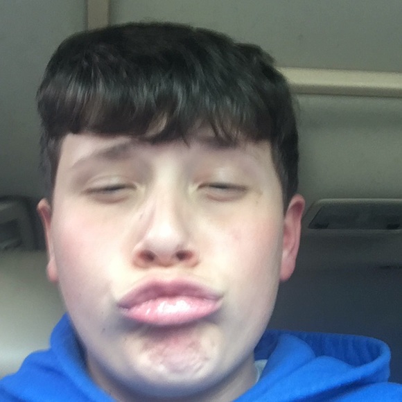 Meet your Posher, Carrie - Picture 1 of 1